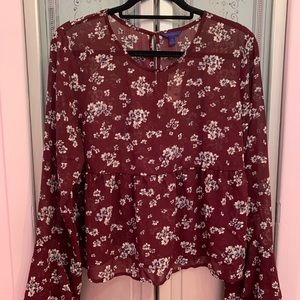 Women’s flowy blouse